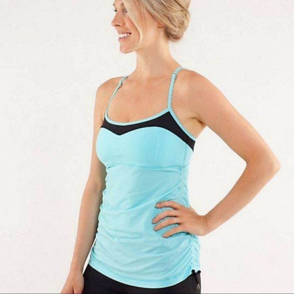 Lululemon Hot Spell Tank Angel Blue 4